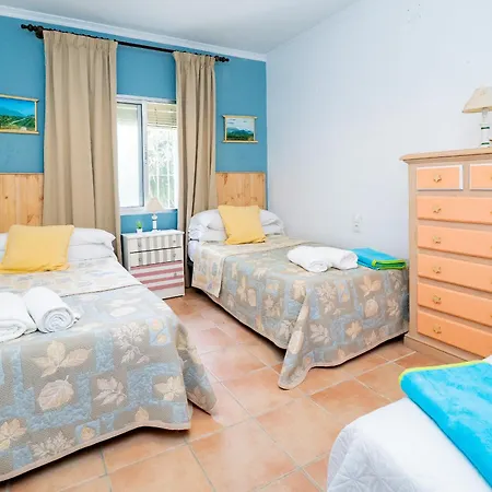 Holiday home Cubo's La Era De Carraholo *